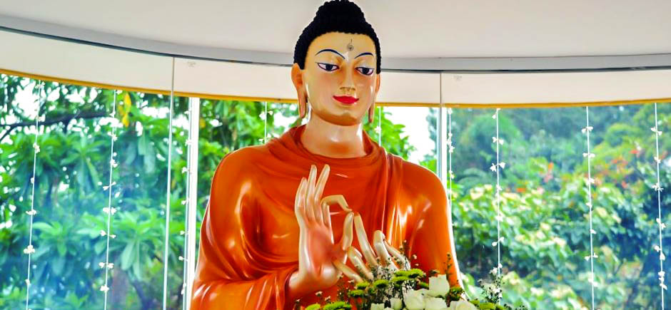 Buddhist Meditation Center Mahamevnawa Monastery