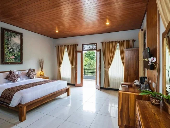 30 Days 300 Hrs Yoga Teacher Training In Bali by House Of Om10.webp
