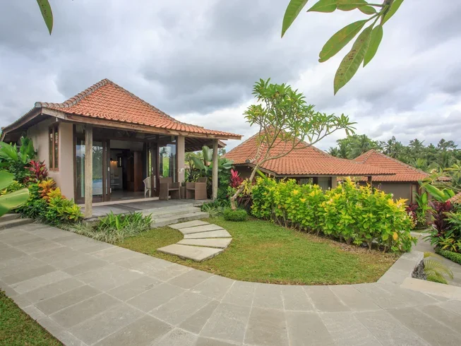 23 Day All-Inclusive 200-Hour Vinyasa and Yin Yoga Teacher Training in Bali by Inner Yoga Training Bali8.webp