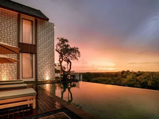 42 Day 500 Hour Yoga TT in Bali at Ocean View Resort with Sauna and Surfing in Bingin Beach Uluwatu by Ulu Yoga10.webp