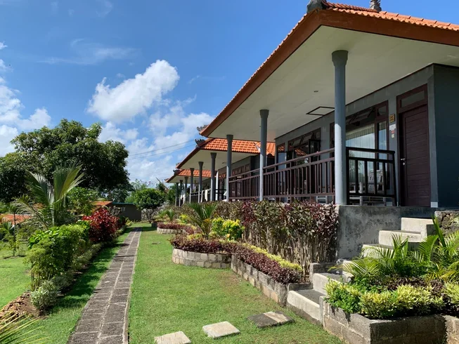 42 Day 500 Hour Yoga TT in Bali at Ocean View Resort with Sauna and Surfing in Bingin Beach Uluwatu by Ulu Yoga24.webp
