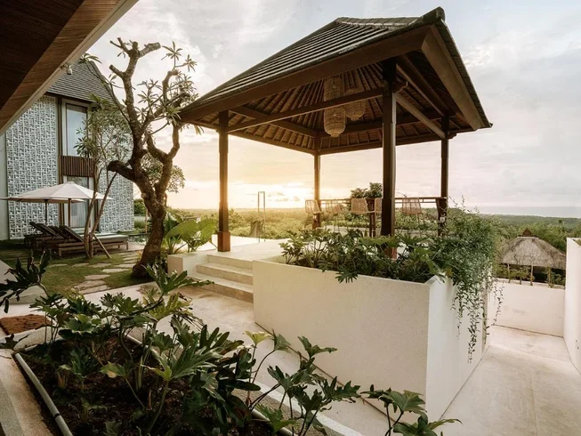 7 Day 50 Hour Aerial Yoga Teacher Training in Uluwatu Bali by Ulu Yoga17.webp