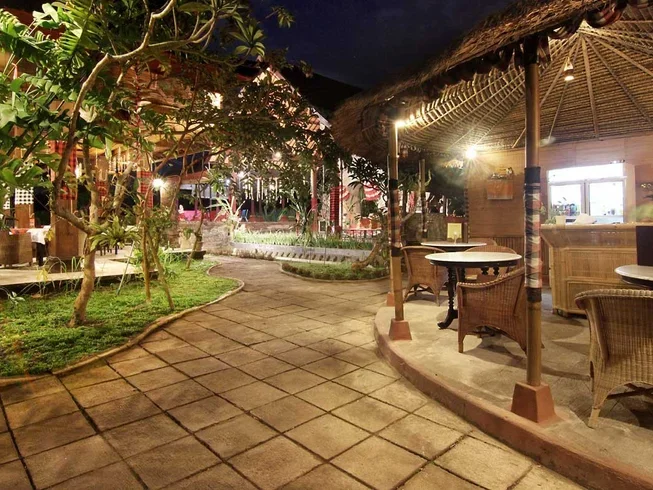 20 Day 200-Hour Yin Yoga Therapy Teacher Training in Bali by Yin Yoga Therapy Teacher Training13.webp