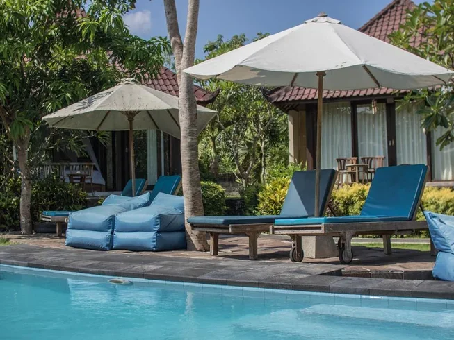 25 Day 200-Hour Vinyasa Yin Myofascial Release and Meditation Yoga Teacher Training in Bali by Yoga Dunia Lembongan20.webp