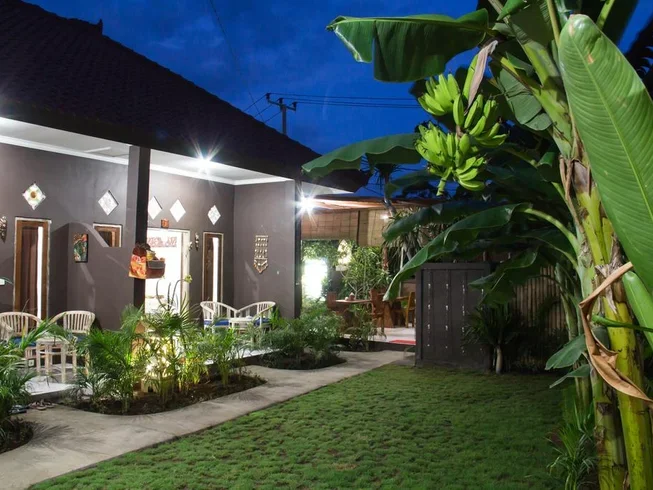 25 Day 200 Hour Aerial and Vinyasa Yoga Teacher Training in Bali by Yoga Dunia Lembongan17.webp
