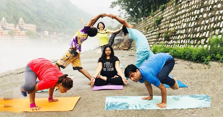 200 Hrs Yoga Teacher Training Course in Rishikesh By Om Yoga International1.webp