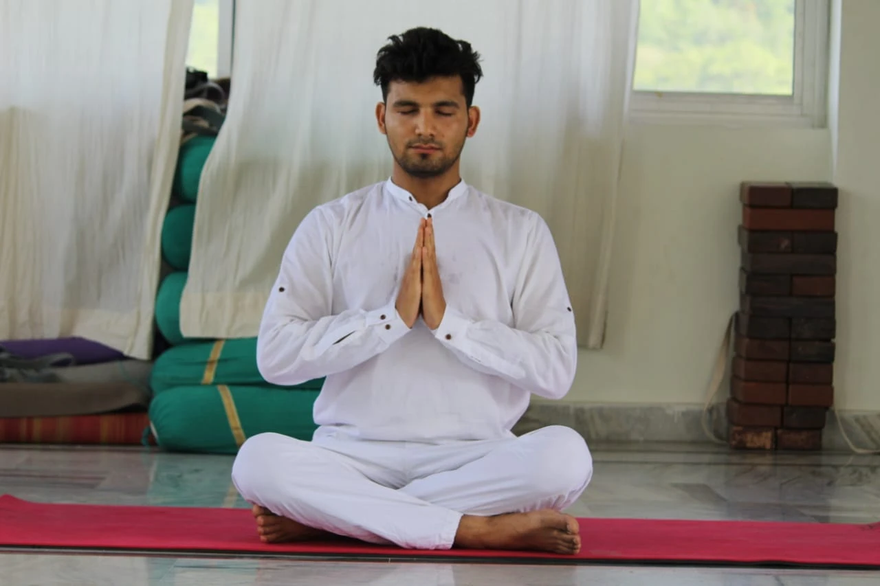 200 Hrs Yoga Teacher Training Course in Rishikesh By Spiritual Punditz1.webp
