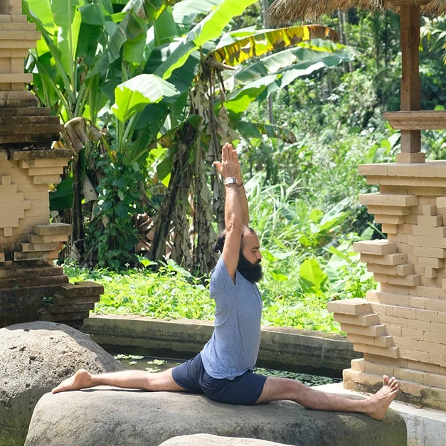 200 Hrs Yoga Teacher Training Course  in Rishikesh By Sattya Yoga4.webp