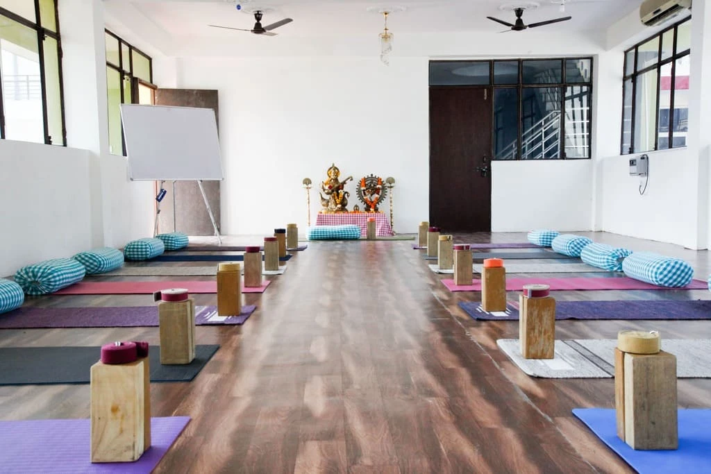 300 Hrs Yoga Teacher Training Course in Rishikesh By Samatva Yogalaya Rishikesh25.webp