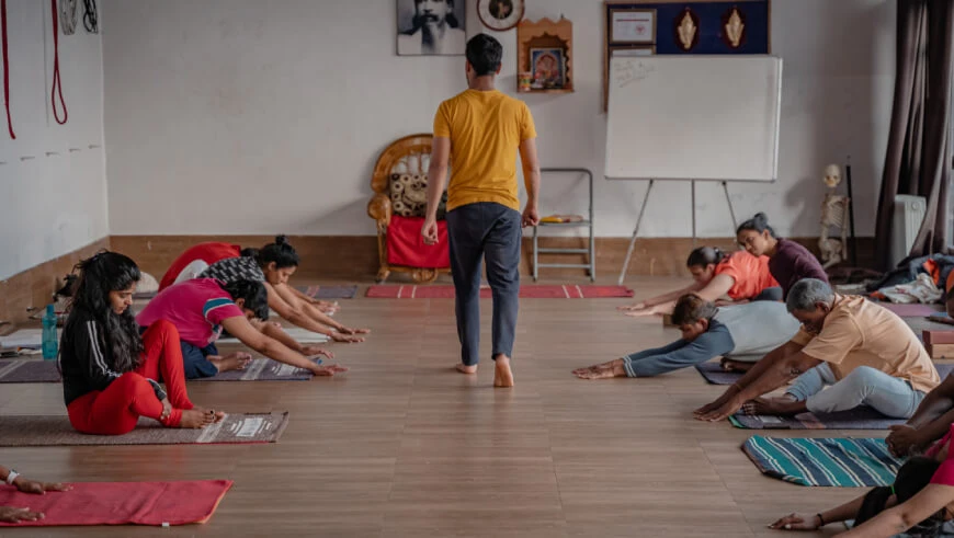 300 Hrs Yoga Teacher Training Course in Rishikesh By Yog Sutra Rishikesh8.webp