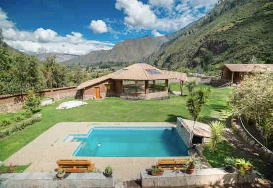 34 day 300-hour level 2 yoga teacher training  in peru111705571004.webp