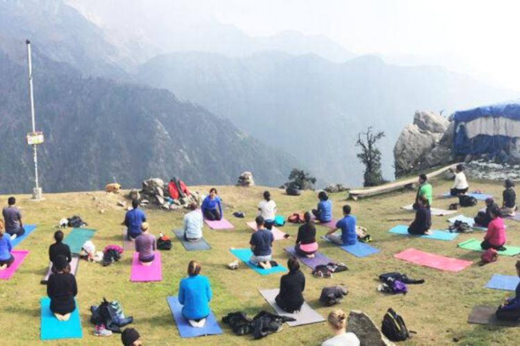yoga-retreat-leh-ladakh1 (1).jpeg