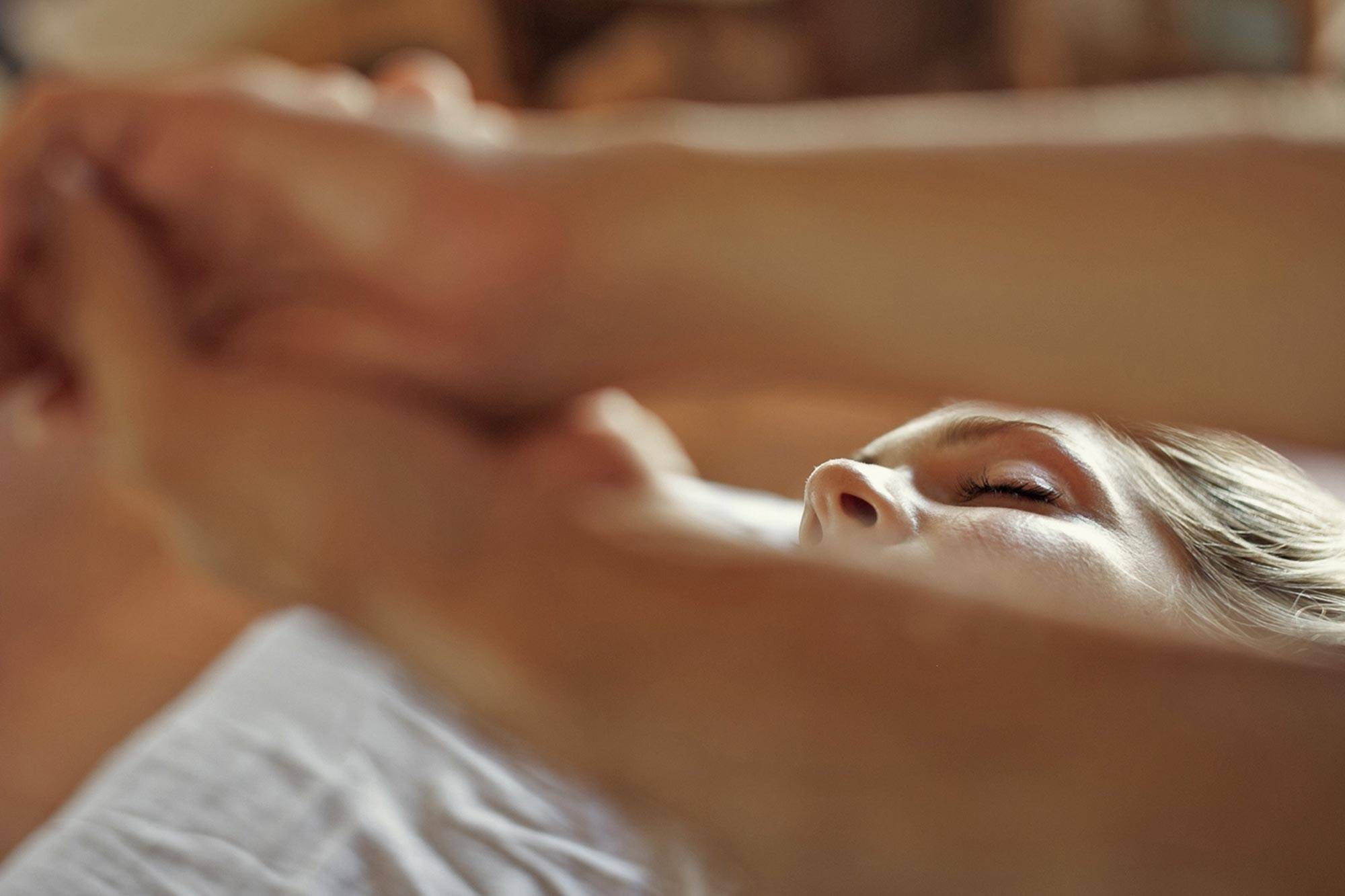 6 days our luxury srilanka hilltop surf  yoga retreat with style331717678736.jpg