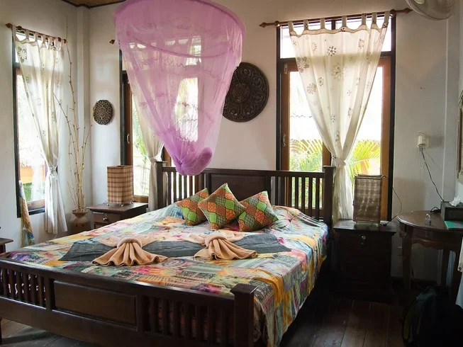19 Day Small Group Yoga Teacher Training Intensive Program in Koh Samui (23).webp