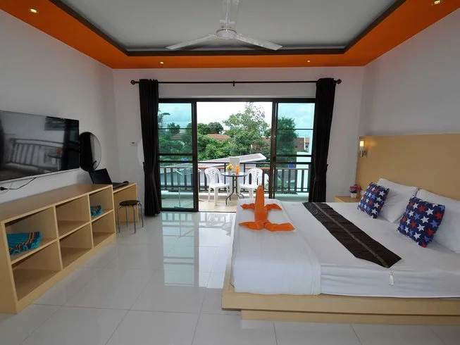 21 Day 200-Hour Hatha Vinyasa Yoga Teacher Training in Rawai, Phuket (16).webp