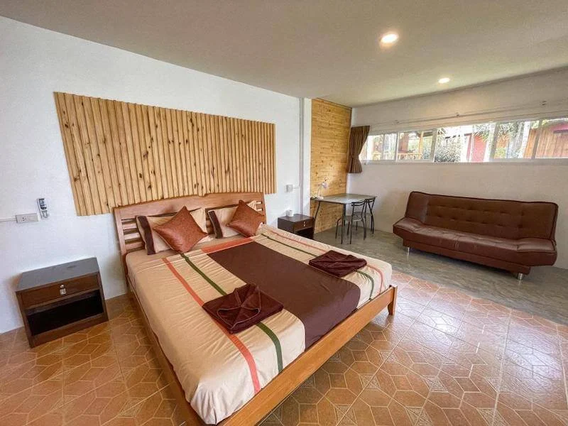 21 Day 200HR MultiStyle Yoga Teacher Training in Koh Phangan Beachfront Resort + Sauna Excursion (7) (2).webp