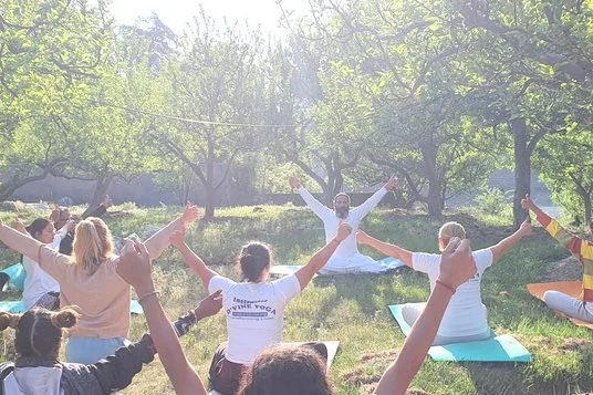 3 Day Hit RESET & Self-Love Online Yoga and Meditation for Body, Mind, and Soul (8) (1).webp