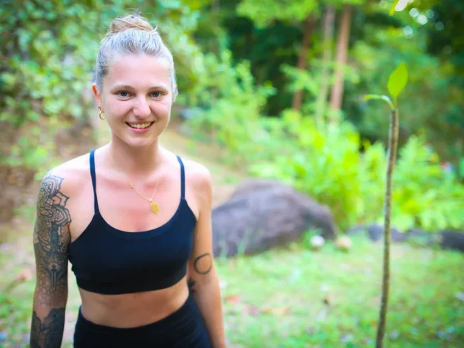 3 Day Hit RESET & Self-Love Online Yoga and Meditation for Body, Mind, and Soul (8).webp