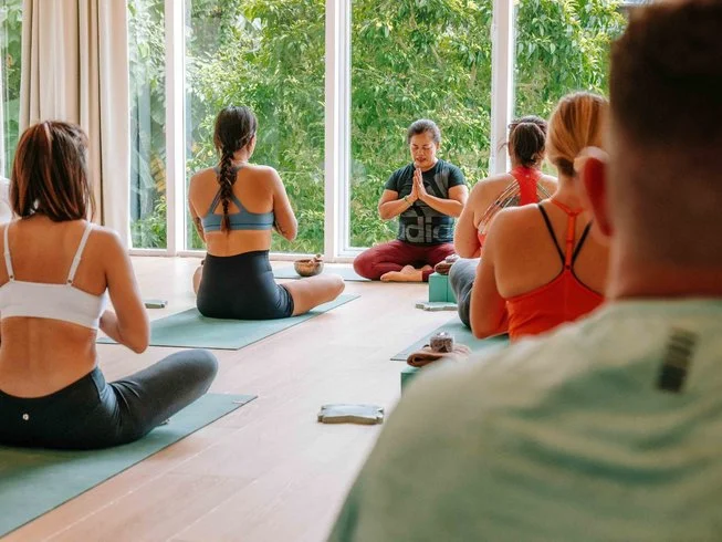 6 Days Yoga and Wellness Retreat with Panoramic Sunrise Yoga and Day Trips Phuket, Thailand (7).webp