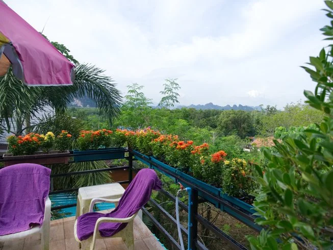 7 Day 50-hour Traditional Hatha, Meditation and Intro in Vinyasa, Yin, and Restorative Yoga in Krabi (3) (1).webp