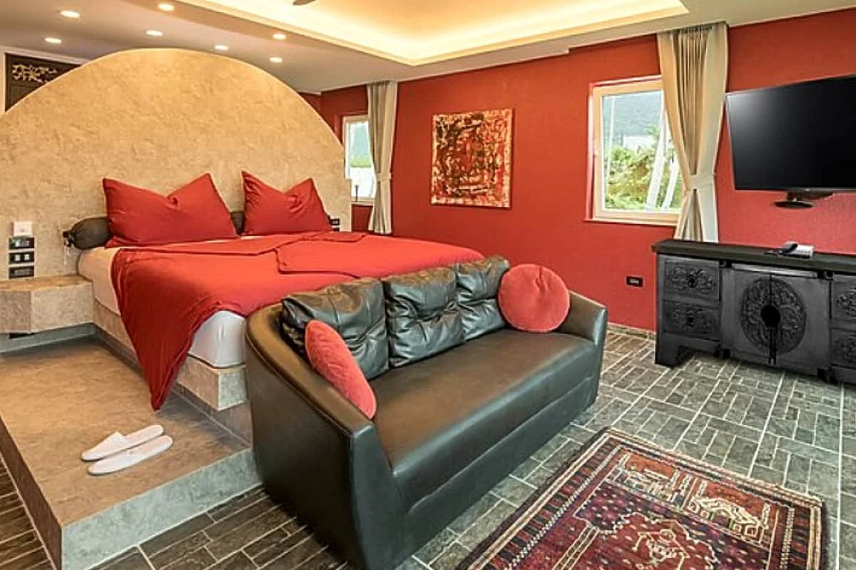 7 Day Detoxifying Weight-Loss, Beach Front Retreat in Thailand (28).webp