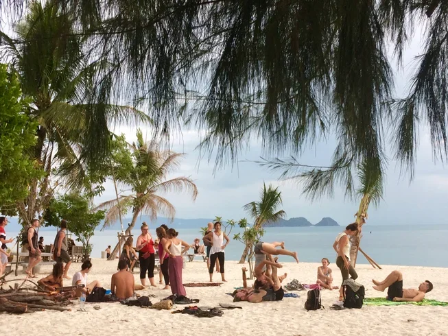 7 Day Energy Rebalance, Yoga and Meditation, Spiritual Retreat in Koh Phangan (10).webp