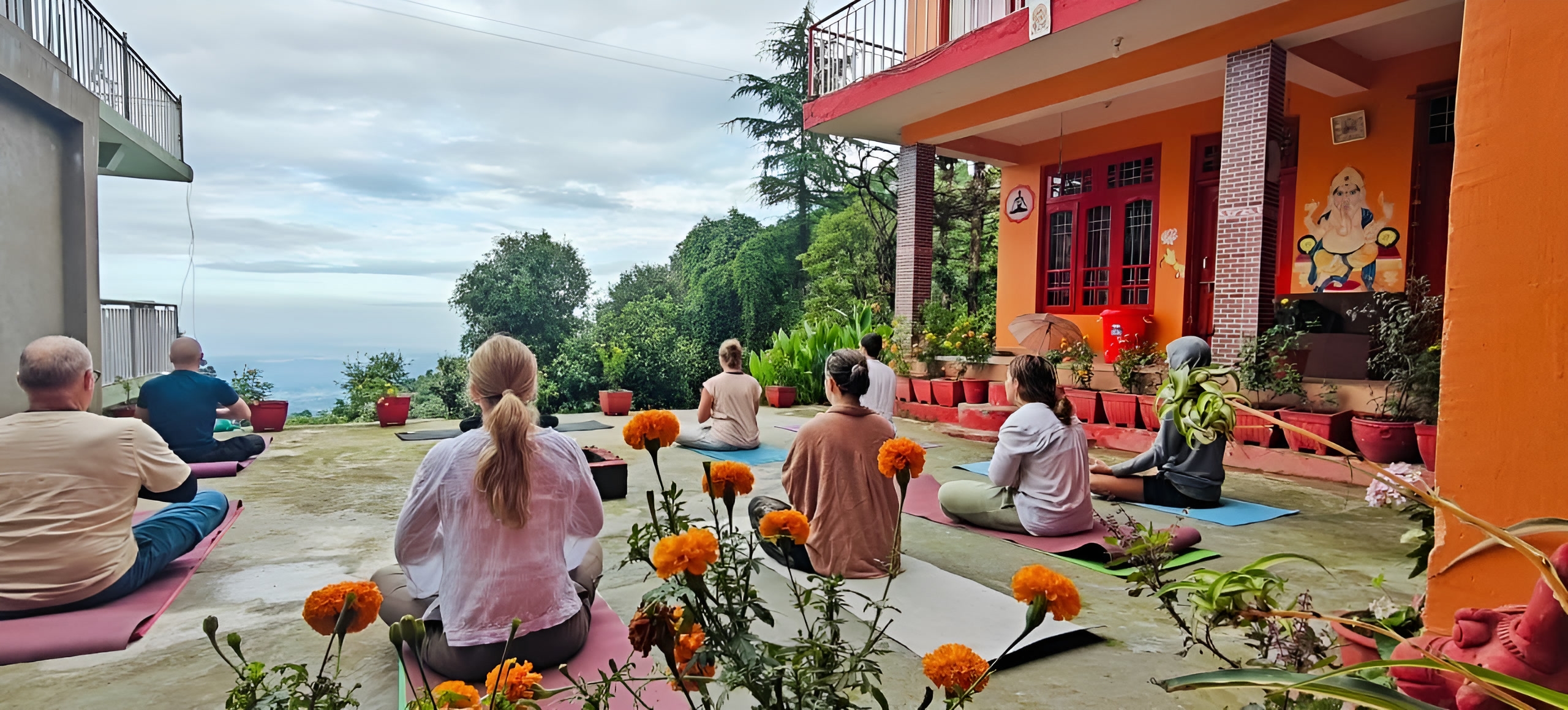 om yoga dharamsala31737027458.jpg