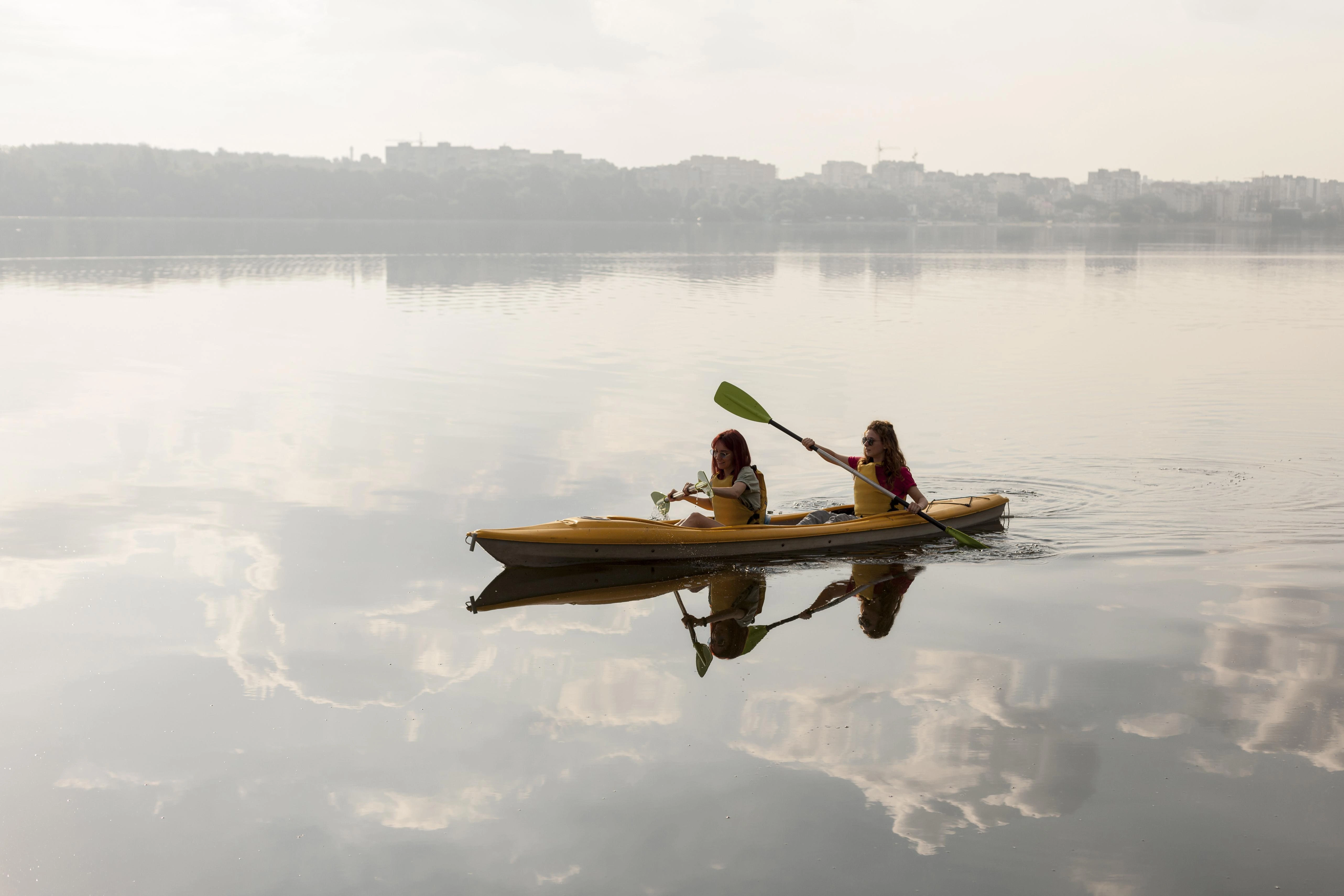 kayaking adventure1744877784.webp