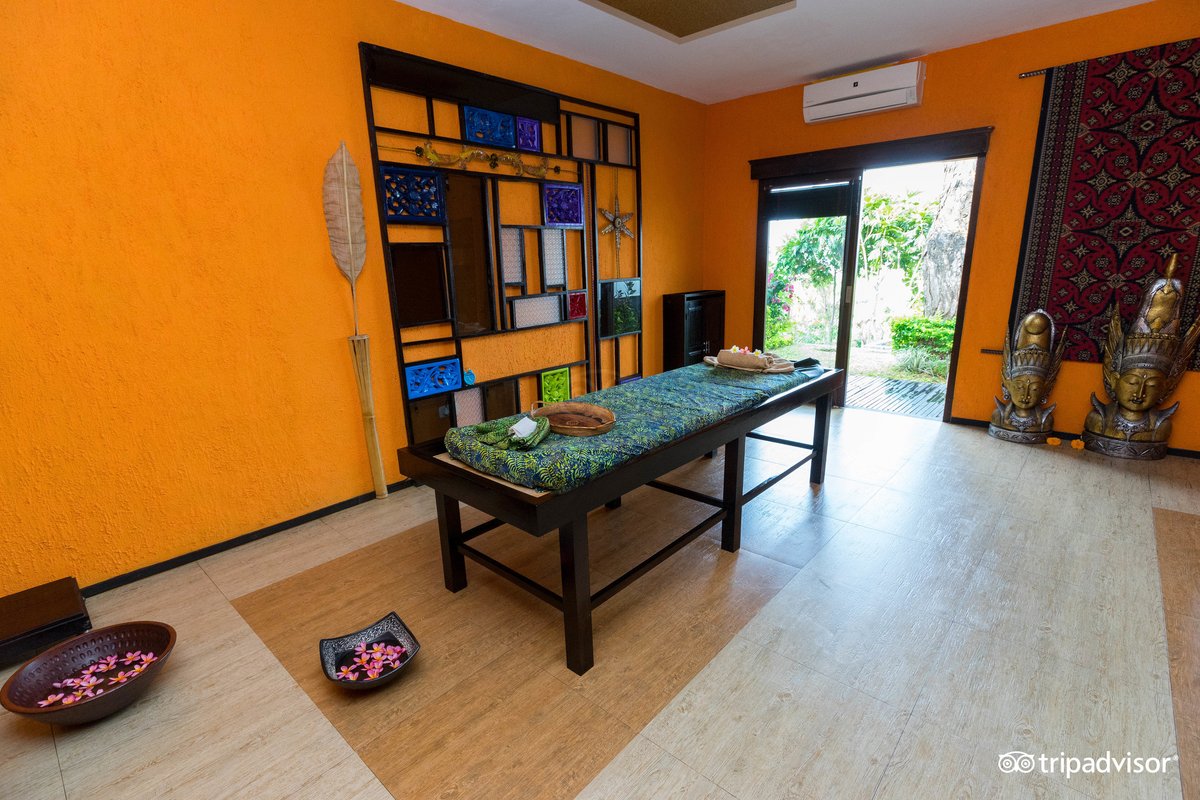 spaindoorv153886371745562962.jpg