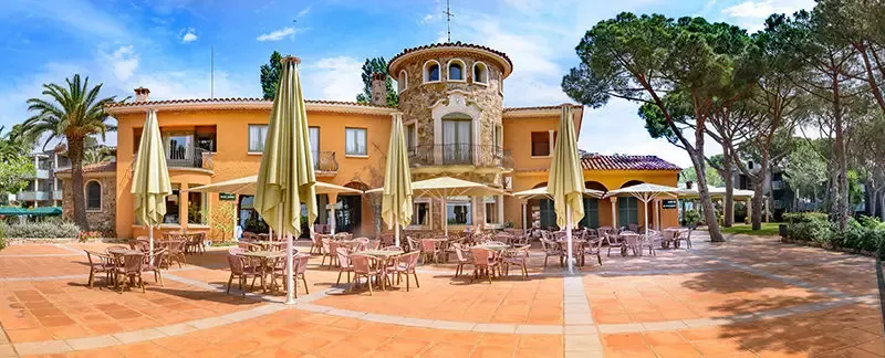 aparthotel ciutat de palol 331747310098.webp