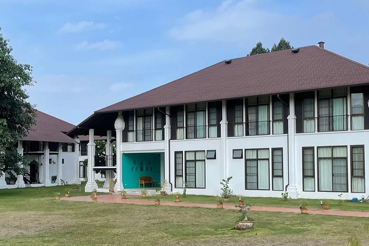 Mahasiddha Yoga School3.webp