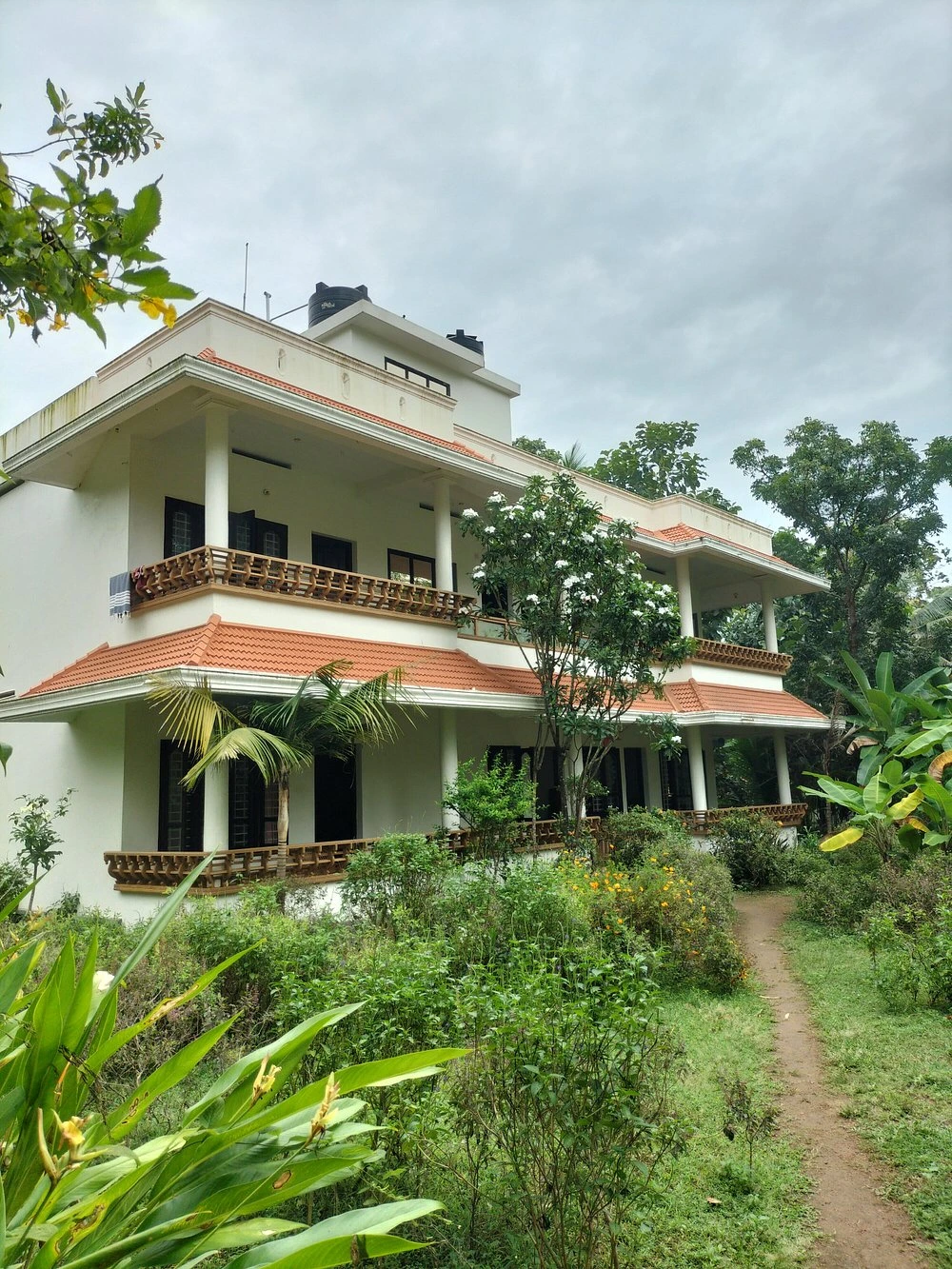 Sharanagati Yogahaus.webp